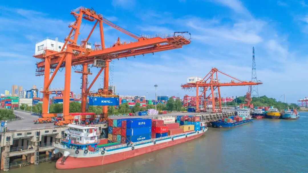 500 亿签约落地！武汉阳逻港串联长江中游，开启 “一盘棋” 物流新格局